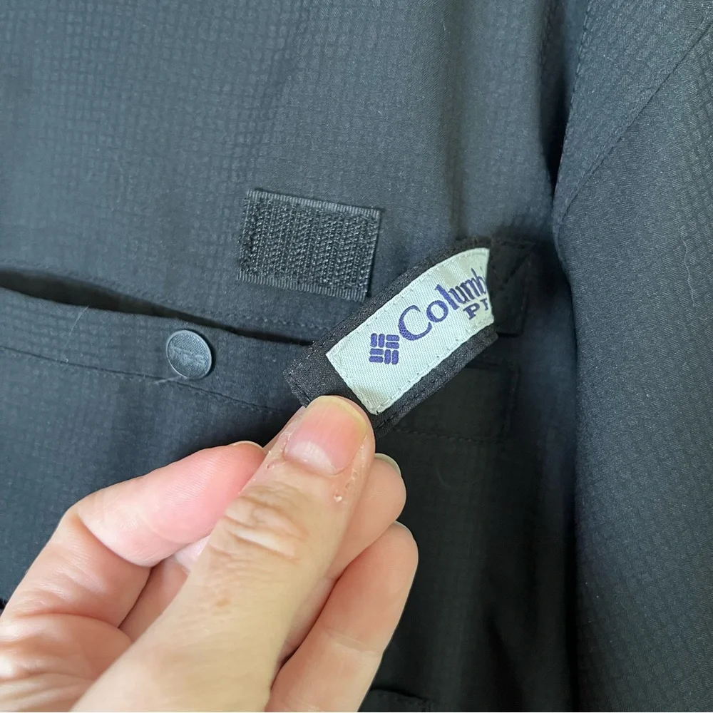 Columbia Men's Black Casual Button Down Shirt - Picture 10 of 14